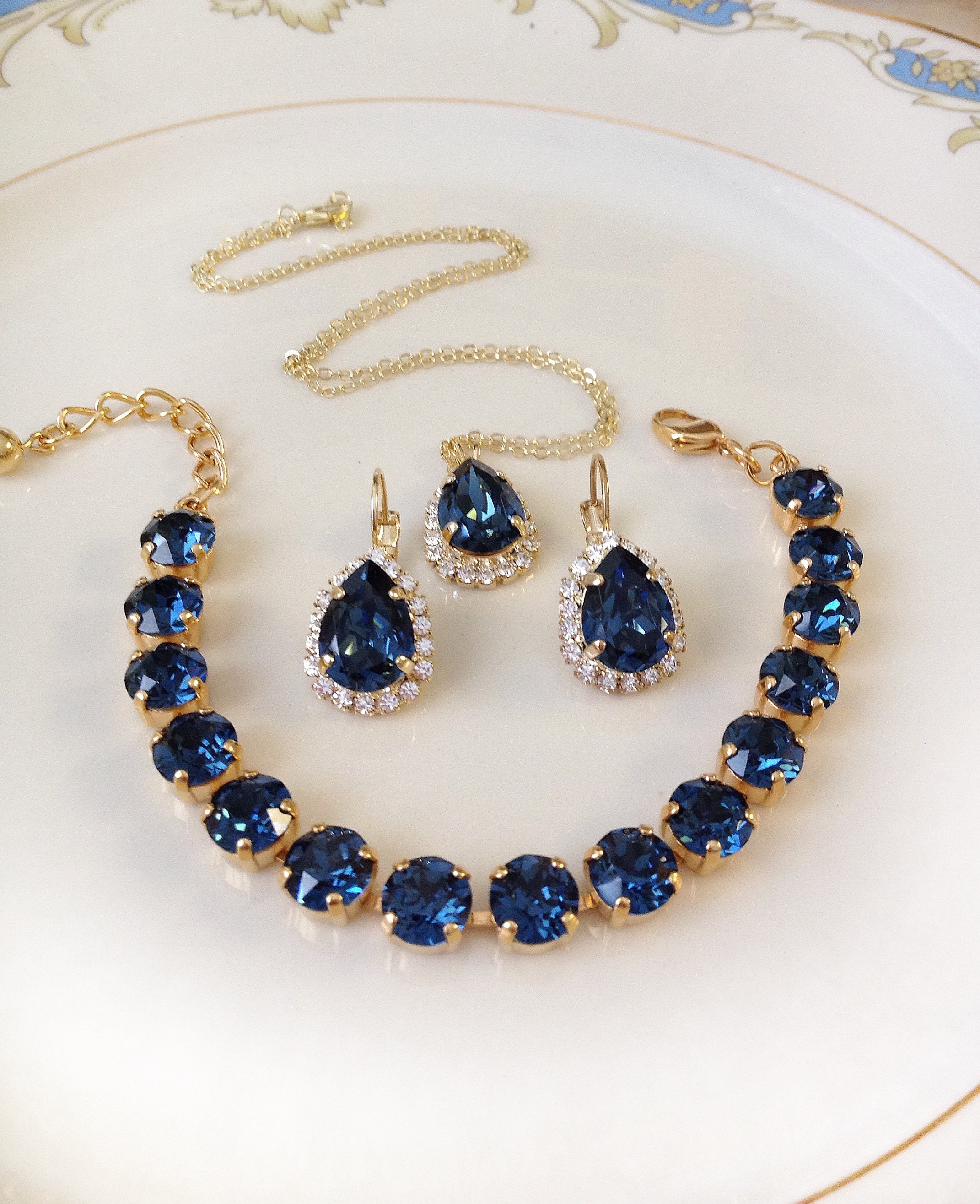 Navy blue on sale jewellery set