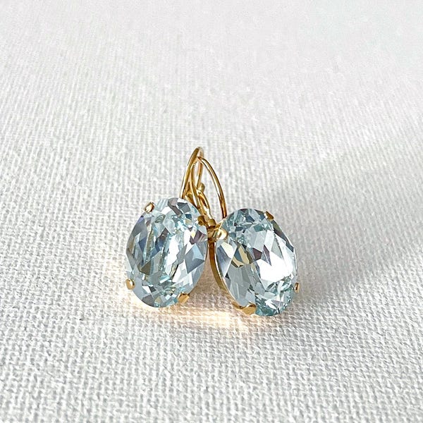Pendientes colgantes ovalados de cristal Swarovski en color aguamarina pálido, joyas de novia, pendientes de dama de honor, estilo Hollywood clásico, regalo de dama de honor, algo azul