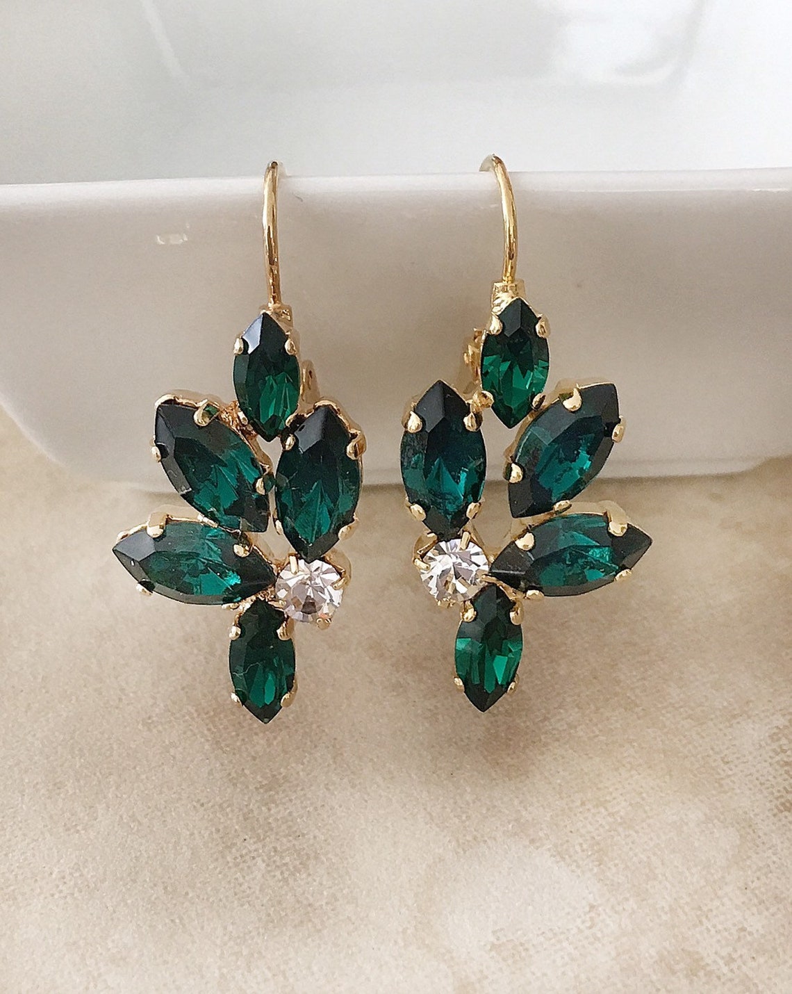 Emerald Green Crystal Leaf Earrings Juniper Earrings - Etsy
