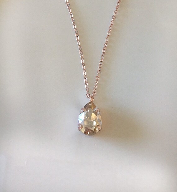 Simple crystal necklace discount