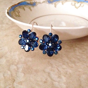 Navy blue crystal flower drop earrings, something blue, bridesmaid gift, vintage wedding, floral, flower, bridesmaid gift, blue, sapphire