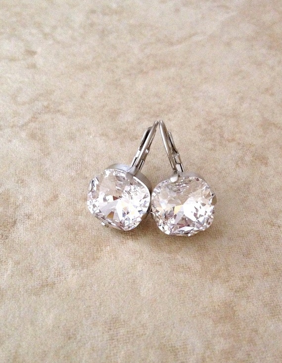 Amazon.com: Allereyae Vintage Teardrop Crystal Drop Earrings Rhinestone  Stud Earrings Bling Diamond Dangle Earrings Silver Cz Wedding Bridal  Earrings Jewelry for Women and Girls : Clothing, Shoes & Jewelry