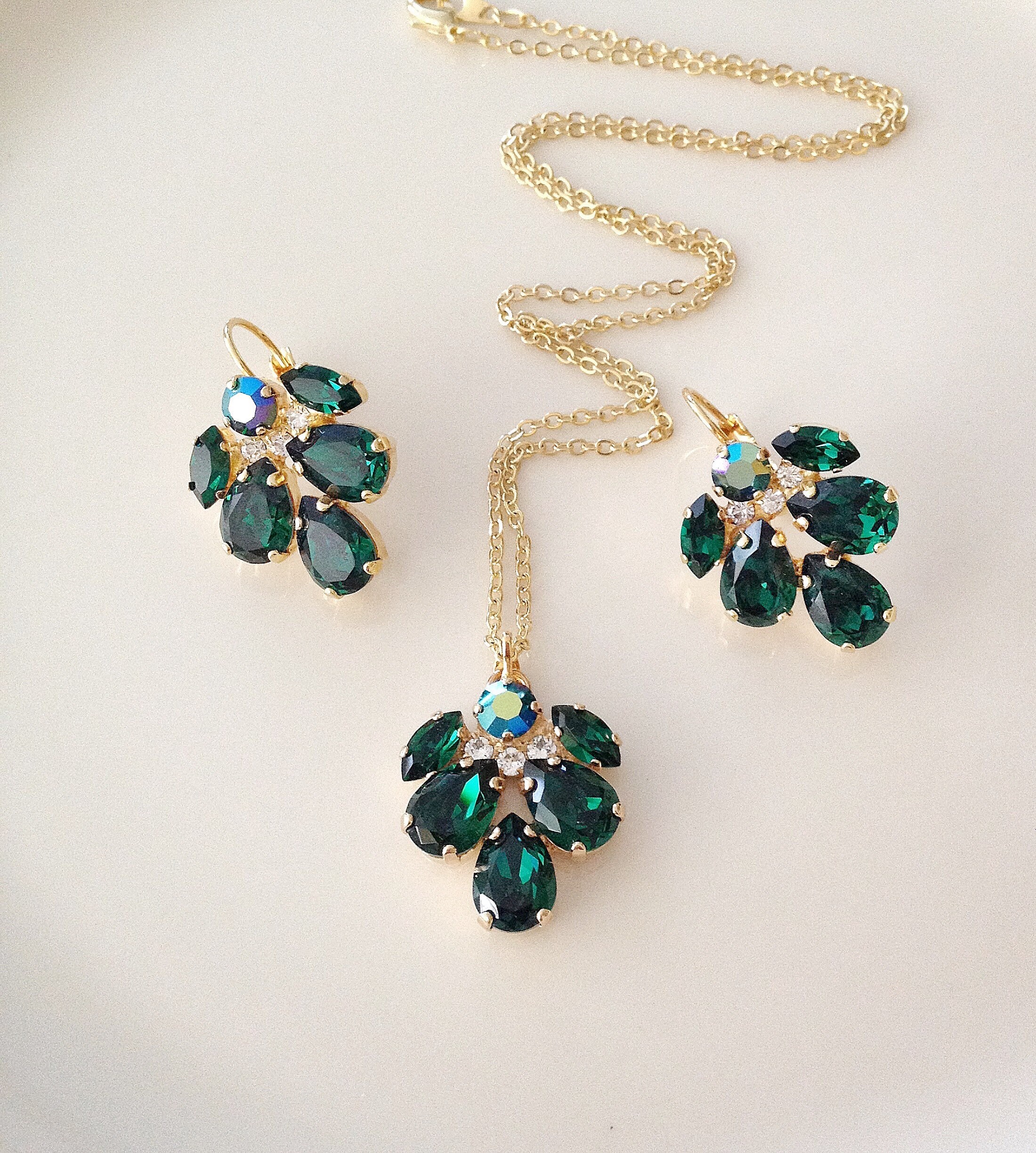 Emerald green on sale earrings and necklace