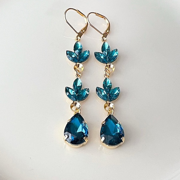 Rich teal blue crystal earrings, crystal leaf earrings, chandelier, pear, teardrop, wedding jewelry, long earrings, bridesmaid gift, blue