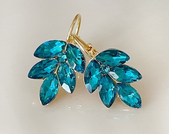 Teal blue leaf drop earrings, Rich teal crystal leaf earrings, something blue bridal earrings, bridesmaid gift, teal jewelry, woodland