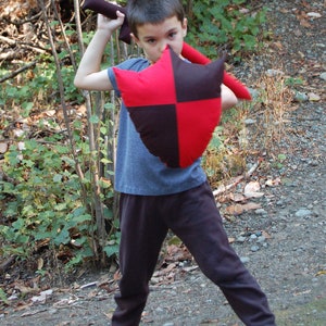 Snapdragon Plush Knight Sword and Shield Sewing Pattern: Beginner Costume (PDF Pattern) image 10