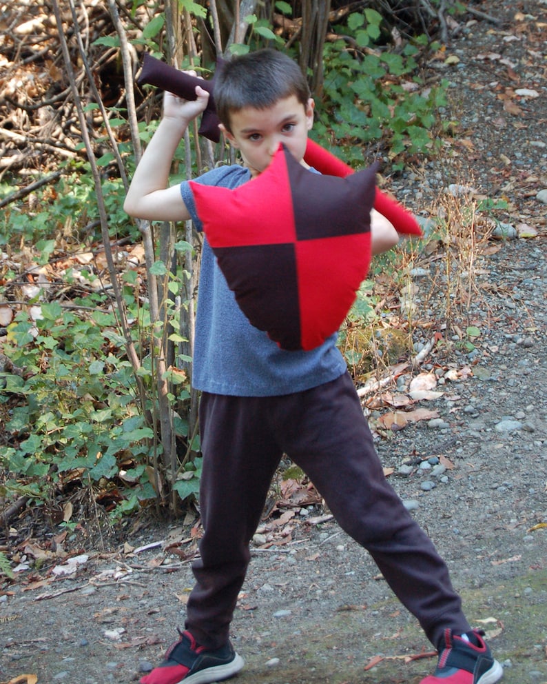 Snapdragon Plush Knight Sword and Shield Sewing Pattern: Beginner Costume (PDF Pattern) image 10