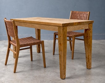 Mid-Century Modern Solid Wood Dining Table with Tapered Legs