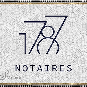 Puede incluir: Un logotipo azul marino con el número 187 y la palabra «NOTAIRES» sobre un fondo de mosaico blanco. El diseño está enmarcado por un borde dorado y negro. El logotipo de Mona Mosaic está en la esquina inferior izquierda.