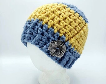 Ridged Beanie in 'Faded Denim and Sunshine' with large silver flower button