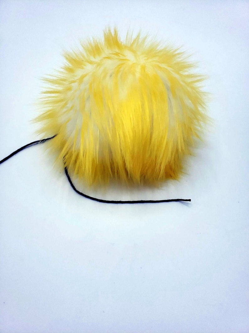 Plumeria Faux Fur Pom Pom image 2