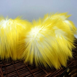 Plumeria Faux Fur Pom Pom image 7