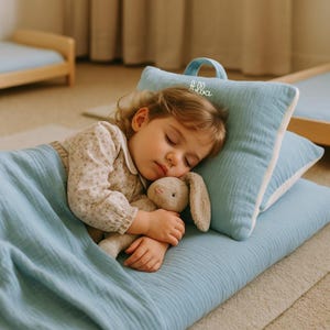 Nursery school nap kit, cushion and double gauze blanket, personalized, nap, first name, baby, children's room