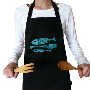 Fairtrade apron, fish. Organic cotton. Screen printed by hand.
