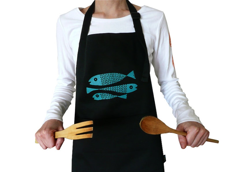 Fairtrade apron, fish. Organic cotton. Screen printed by hand. image 1