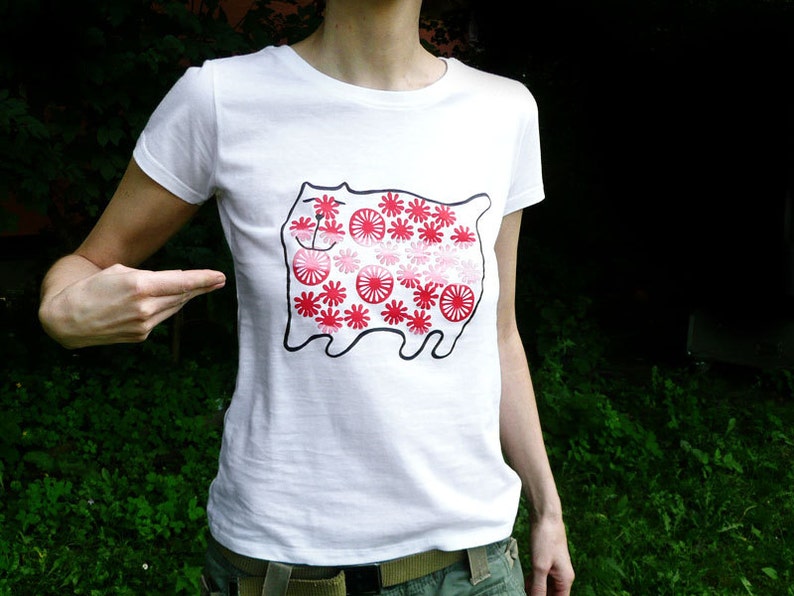 Cat, organic t-shirt for women, screen print, printed by hand, white, fat cat loves flowers organic tee image 3