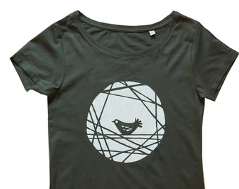 Bird in nest, organic fairtrade shirt for women, printed by hand, size XS