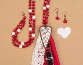 Valentine tassel necklace set
