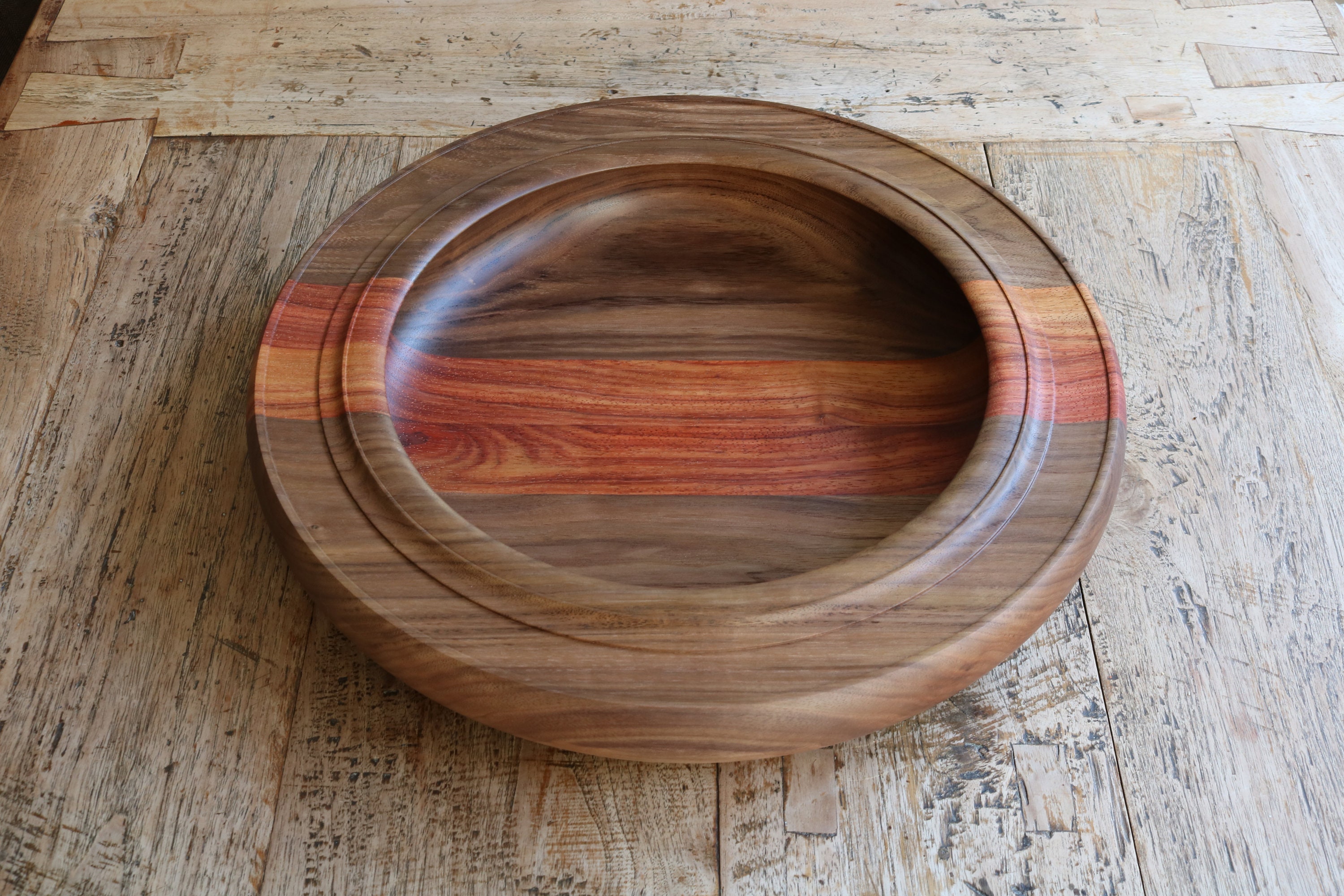 Walnut/Padauk mixed bowl made to order Etsy Nederland