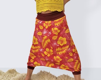 Knee length harem pants with flowers,   short harem pants, floral pants, sarouel, loose pants,