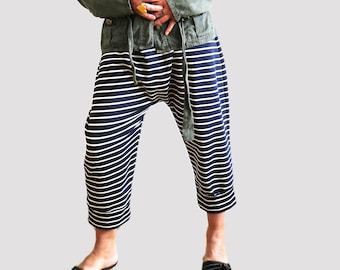 Kurze Hose gestreift Damen,  maritime Hose blau weiß gestreift, 3/4 Hose, gestreifte Caprihose, Sommerhose