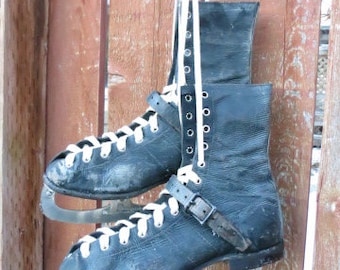 Vintage Antique Black Leather Ice Skates – Cabin Lodge Farmhouse Winter Decor