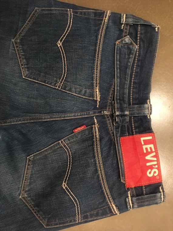 levi's red jeans