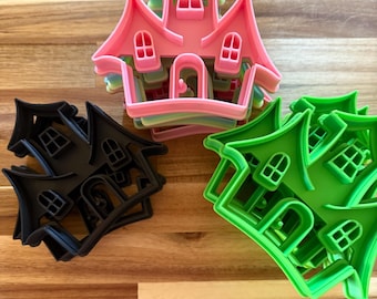Haunted house cookie cutter