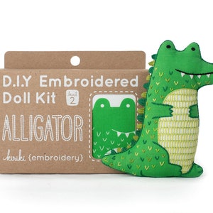 Alligator Embroidery Kit image 2