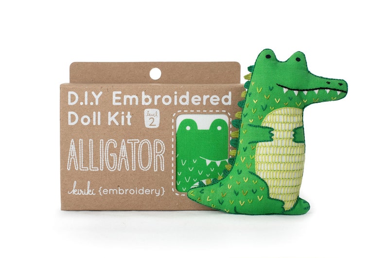 Alligator Embroidery Kit image 2