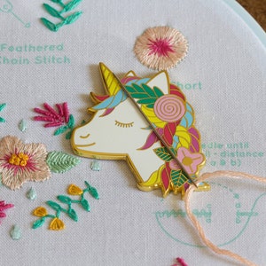 Unicorn Enamel Needleminder Magnetic image 2