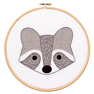 Raccoon Cub - Hoop Art Kit