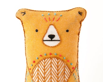 Bear - Embroidery Kit