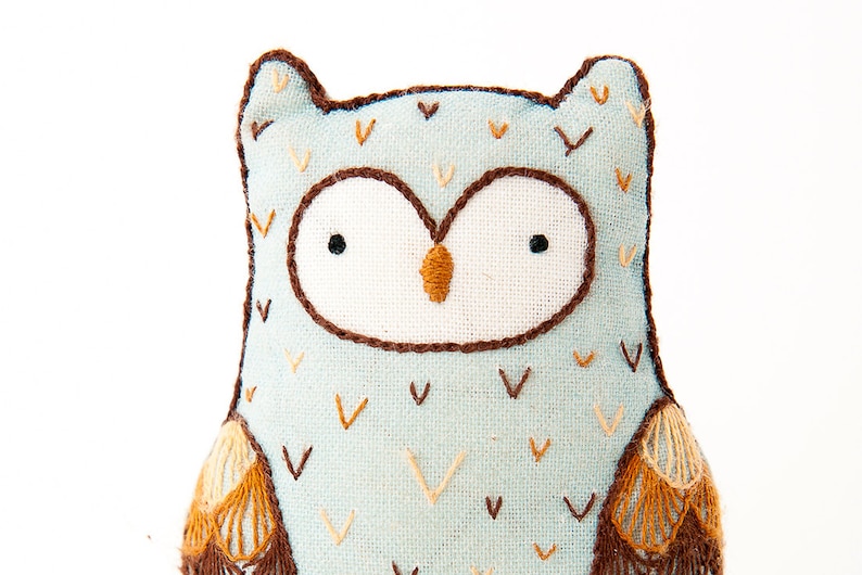 Horned Owl Embroidery Kit image 1