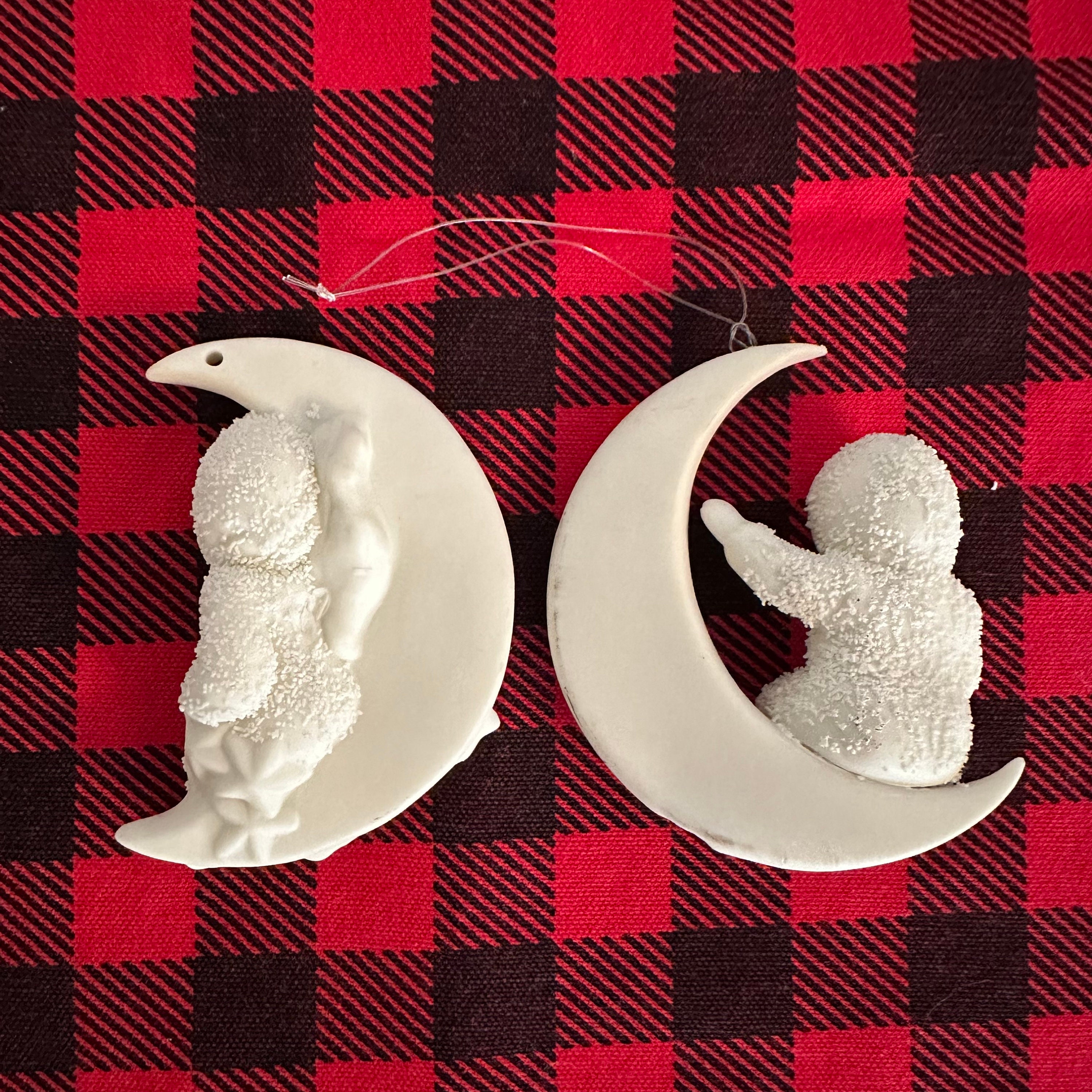 メイ Dept. 56 Snowbabies Rock-a-bye Baby & Moon Beams Bisque