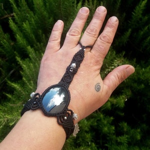 Hematite Macrame ring bracelet, black and silver macrame slave bracelet with hematite stone
