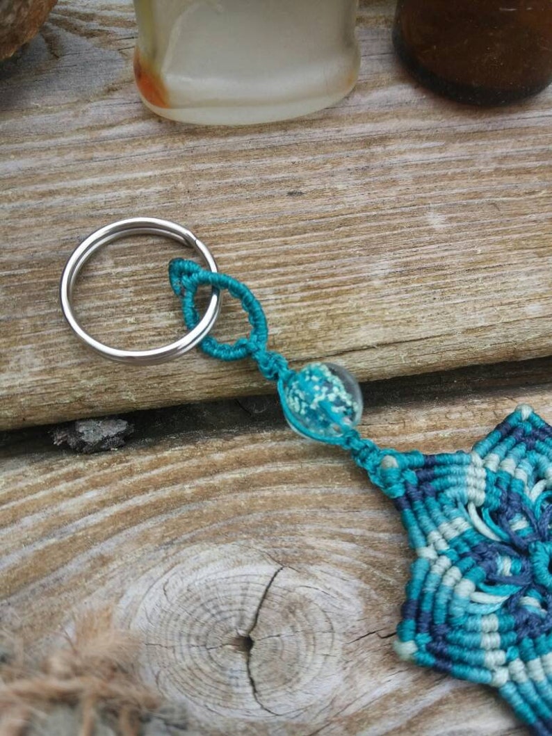 Macrame Mandala keychain that glow in the dark