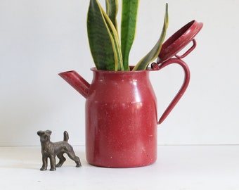 Vintage Decorative Red Metal Kettle, Metal Water Can, Rustic, Lidded Container, Speckled Paint, Country Decor, Fun Planter, Camping Decor