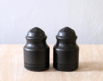 Vintage Pfaltzgraff Midnight Sun Salt & Pepper Shaker Set, Matte Black with Glossy Stripe Design