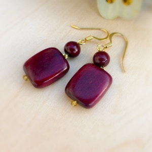 Red wood earrings, Small wooden earrings, Boho wooden earrings, Wood jewelry gift for wife, 5th anniversary gift, Wooden jewelry for women