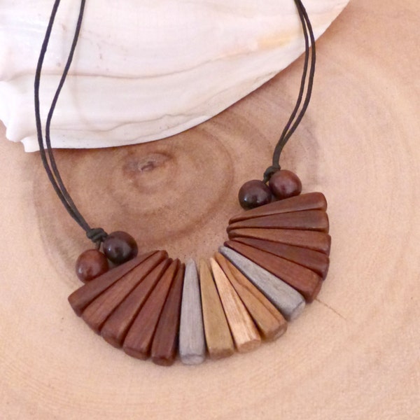 Bib wood necklace , Bohemian wooden choker , Fan wood necklace  , 5th anniversary gift for wife , Gift for women , Gift for girlfriend