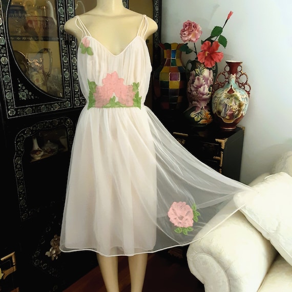 Vintage 1960s Double Layer Chiffon Nightgown or D… - image 3