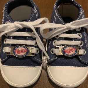 Minnesota Twins baseball blue baby- boy or girl sneaker tennis shoes  6-9 months size