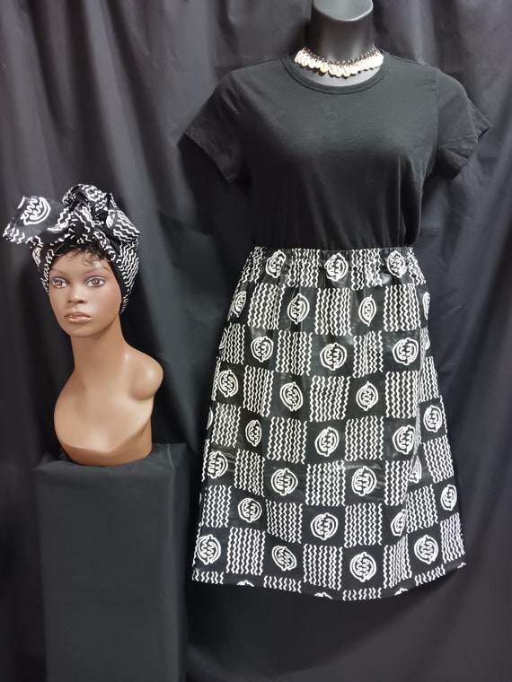 African Print Skirt, elastic waist with pockets, headwrap. Gye nyame symbol print black and white, Ankle length. 100% Cotton. Free Shipping