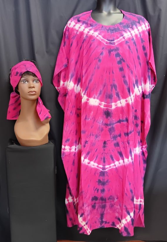 African inspired Tye Dye Kaftan with headwrap, Beautiful, colors, cool and comfortable. FREE SIZE fits most Large to 4XL. Free Shipping