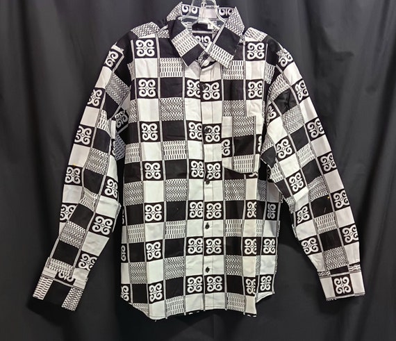 African black and white print men's long sleeve, button down front shirt. Sizes-Large though 3XL.