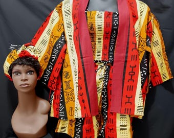 Africa print 4-piece short set, (Kimono and halter Tops, shorts with pockets and headwrap). One size (L - XL). 20% OFF and FREE Shipping.