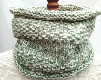 Chunky Knit Snood for Women, Green and Cream Tweed Knitted Neck Warmer, Kath Heywood Designs, UK