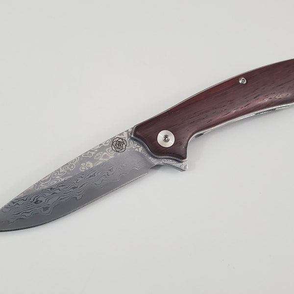 Damascus VG10 San Mai folding pocket knife, SS Bearings, Fast open EDC knife, liner lock, Santos Rosewood handle, sharp, handmade