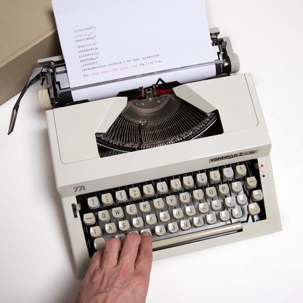 Working Typewriter, Vintage Manual Typewriter, Contessa 2 De Luxe Triumph Adler, Type Writer, Office Home Decor, Studio Decor